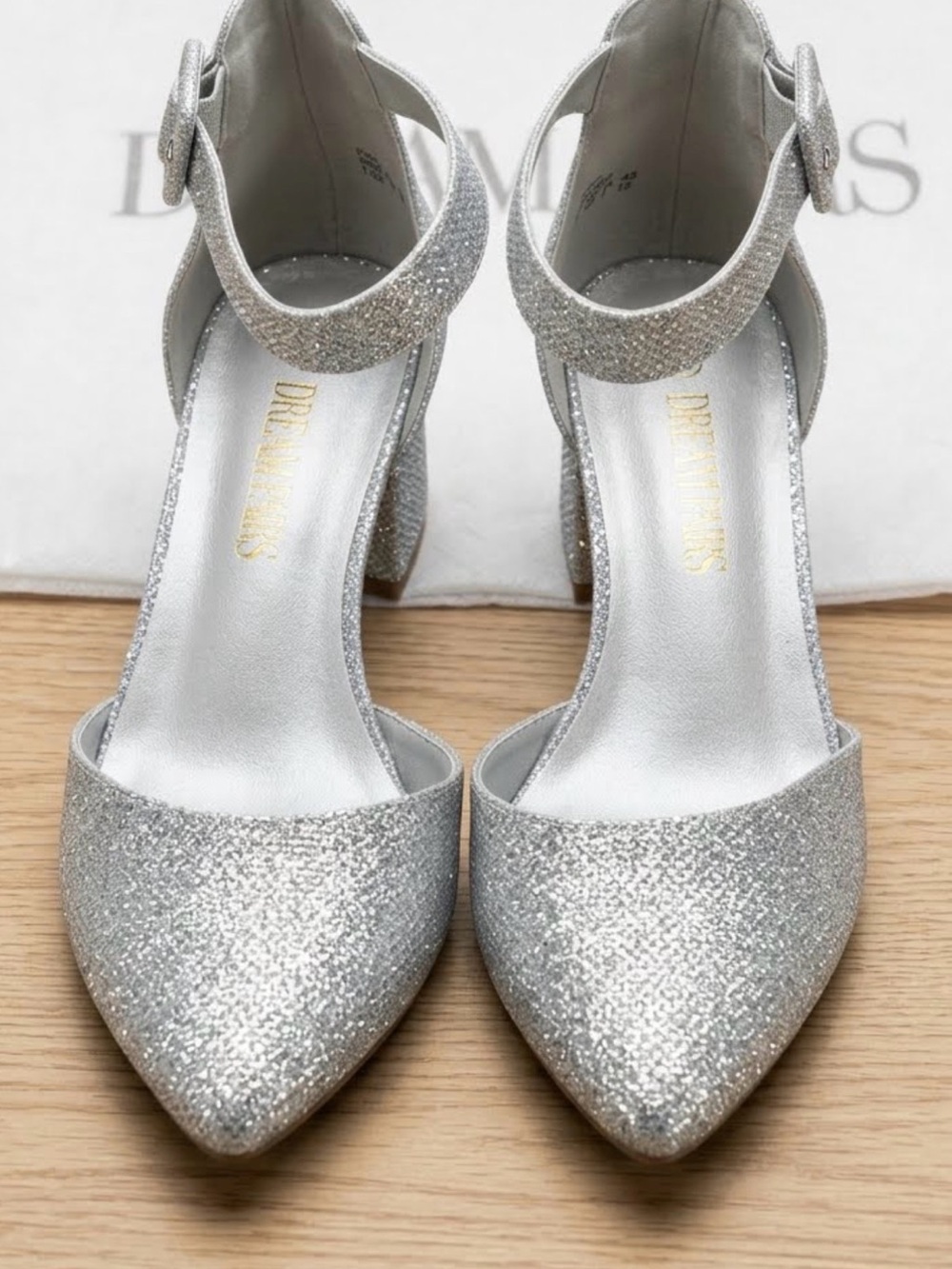 Dream Pairs ANNEE Silver Glitter Pointed-Toe Ankle-Strap Women’s Size 6 NWOT